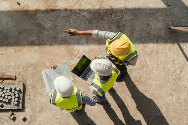 Best Custom Concrete Contractor  in St Ann, MO
